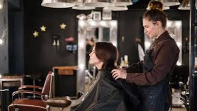 5 Layanan Salon yang Akan Membantu Anda Tampil Lebih Muda